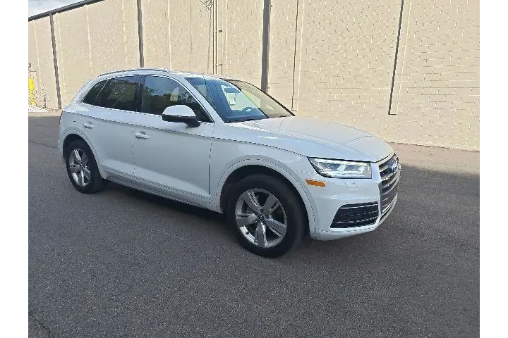 $16490 : Audi Q5 2019 AWD quattro Pre image 1