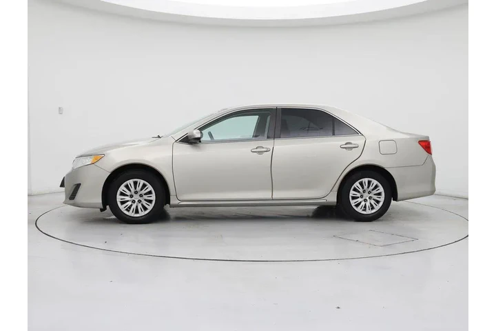 $14998 : Toyota Camry 2014 LE 4dr Sed image 3