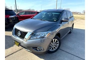 $6999 : 2015 Pathfinder SV 4WD thumbnail