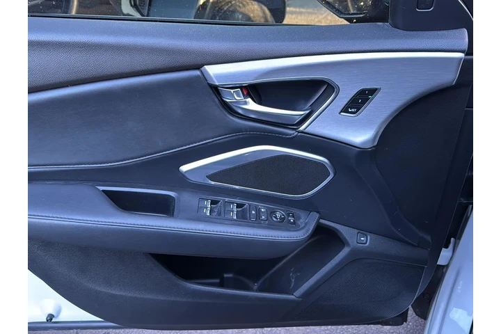 $27490 : Acura RDX 2023 SH-AWD 4dr SU image 10