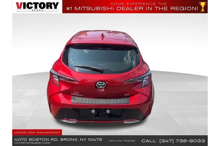 $16495 : Toyota Corolla Hatchback 202 image 6