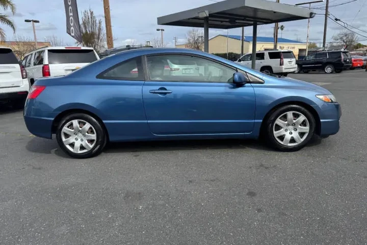 $6998 : 2011 Civic LX image 10