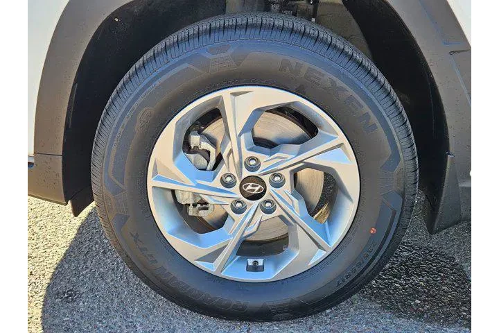 $21146 : Hyundai TUCSON 2022 AWD SE 4 image 10