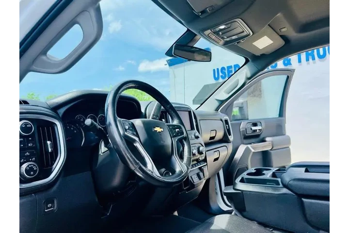 $29995 : 2021 Silverado 1500 LT Crew C image 9