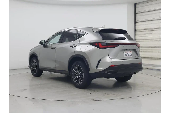$39998 : Lexus NX 350h 2022 AWD Premi image 2