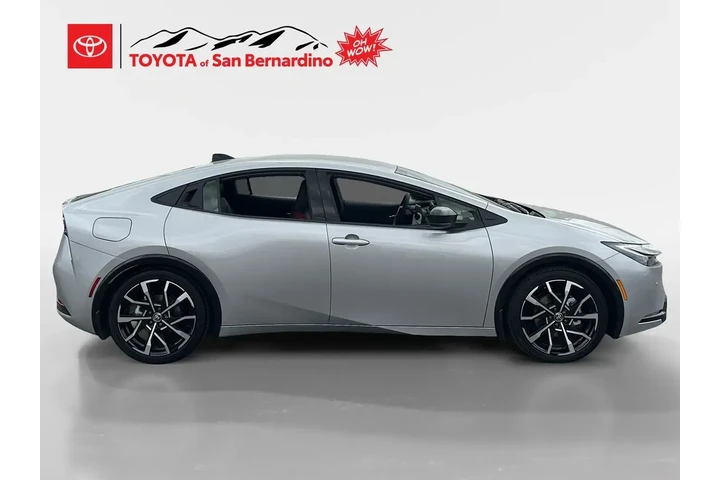 $37999 : Toyota Prius Plug-in Hybrid image 6
