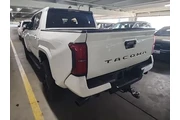 $34990 : Toyota Tacoma 2024 4x2 SR5 4 thumbnail