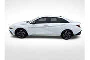 $22122 : Hyundai ELANTRA 2025 SEL Spo thumbnail