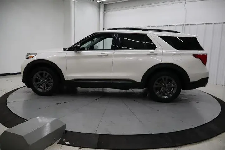 $28995 : Ford Explorer 2023 XLT 4dr S image 7
