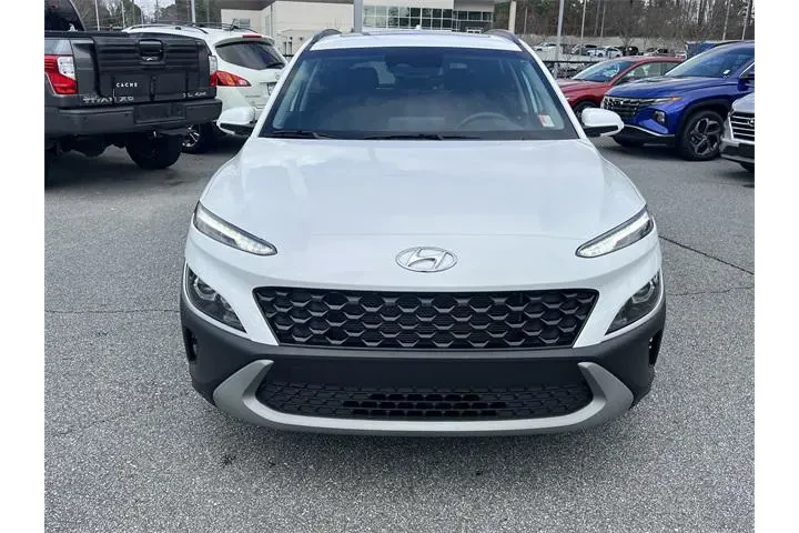 $21596 : Hyundai KONA 2023 SEL 4dr Cr image 2