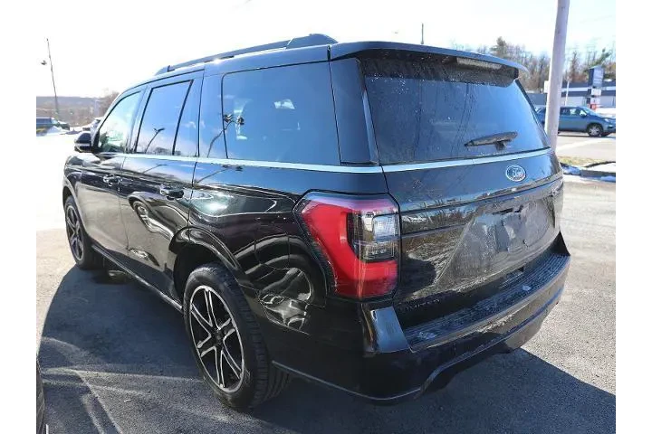 $30771 : Ford Expedition 2019 4x4 Lim image 2