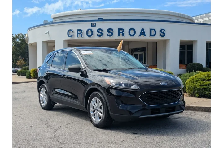 $17995 : Ford Escape 2022 SE 4dr SUV image 1