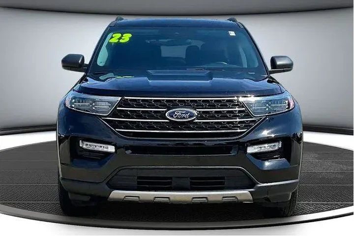 $33000 : Ford Explorer 2023 AWD XLT 4 image 2