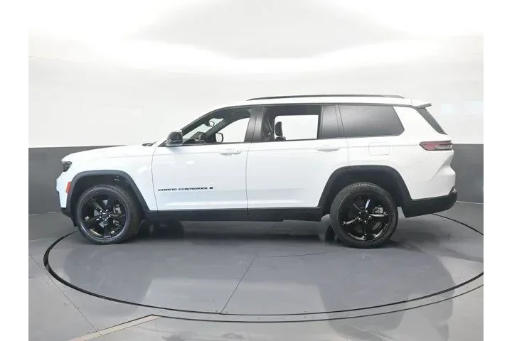 $28591 : Jeep Grand Cherokee L 2024 4 image 3