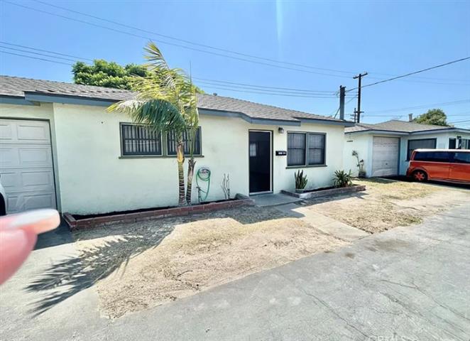 $1750 : HOUSE RENT IN Lomita CA image 1