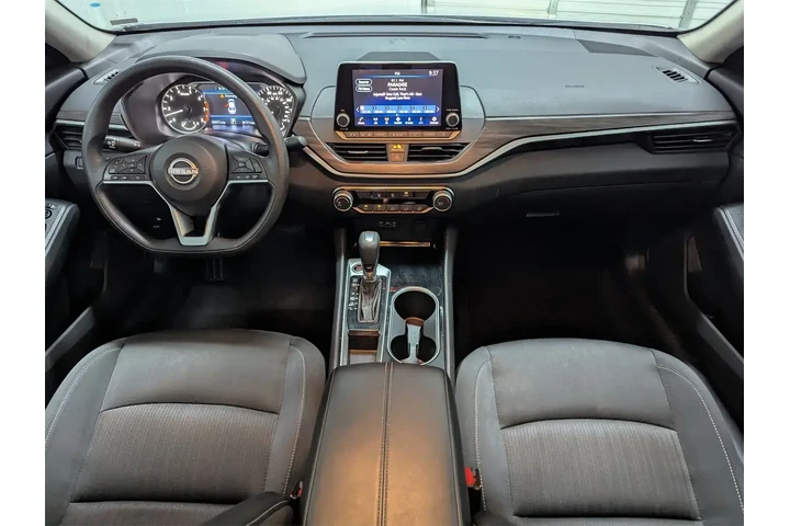 $23394 : Nissan Altima 2024 2.5 SV 4d image 6