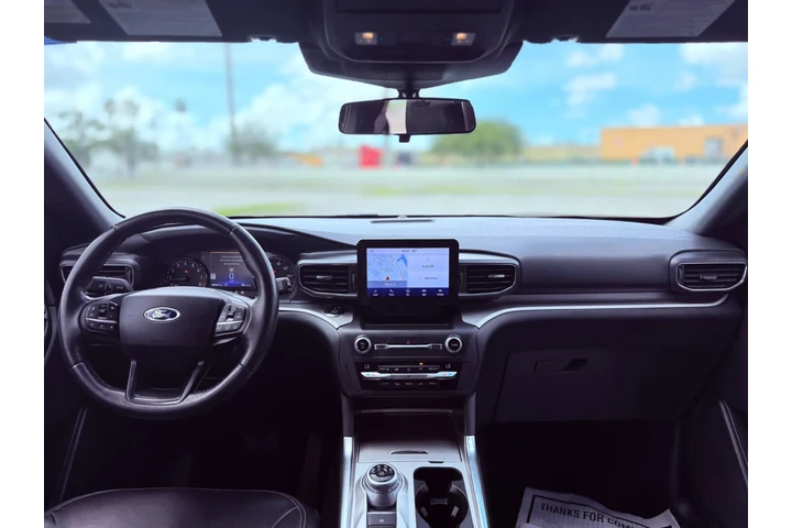 Ford Explorer 2020 image 2