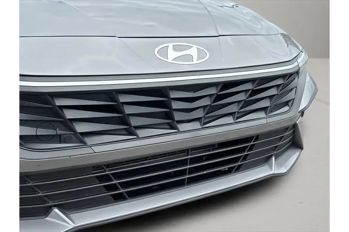 $20566 : Hyundai ELANTRA 2025 SEL Spo image 9