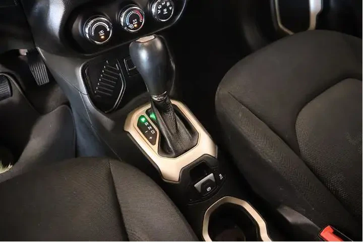 $12383 : Jeep Renegade 2016 Sport 4dr image 6