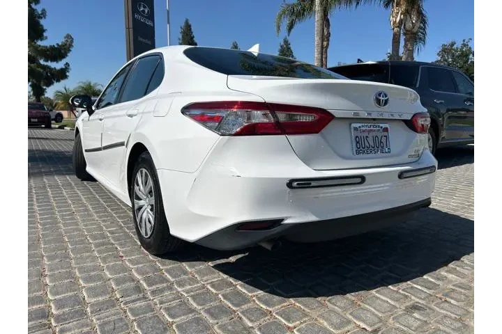 $21995 : Toyota Camry Hybrid 2020 LE image 3