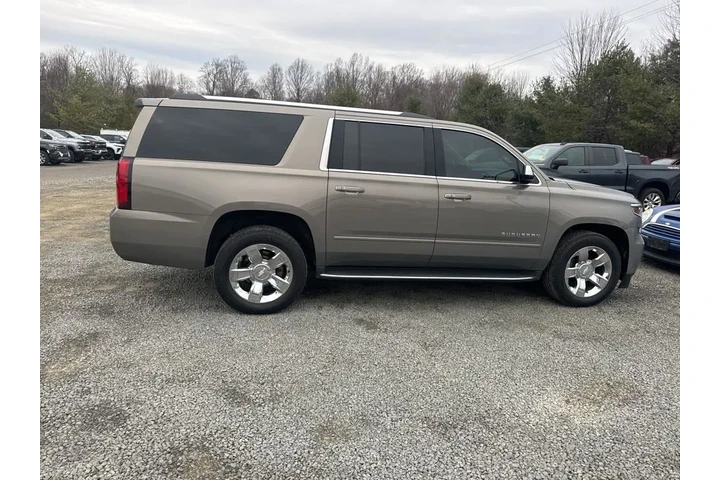 $26999 : Chevrolet Suburban 2017 4x4 image 8
