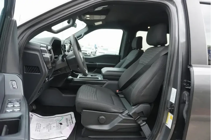 $34988 : Ford F-150 2023 4x2 XL 4dr S image 7