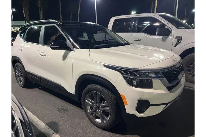 $17662 : Kia Seltos 2022 S 4dr SUV image 1