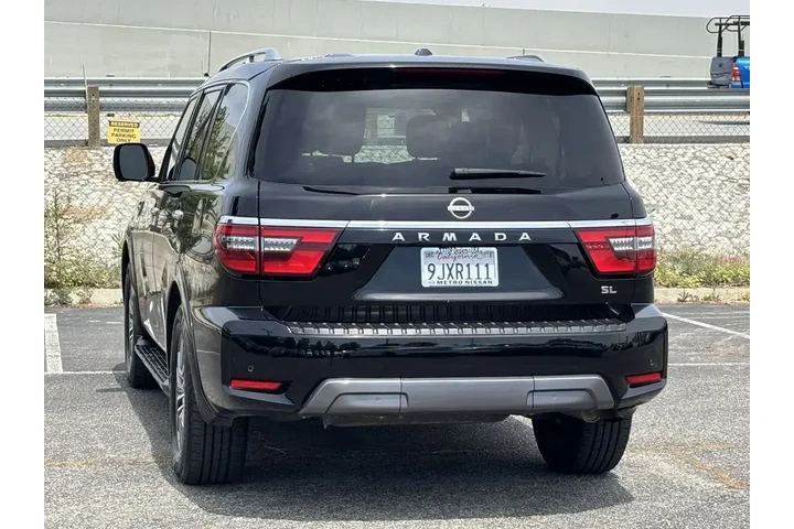 $32999 : Nissan Armada 2024 4x2 SL 4d image 4