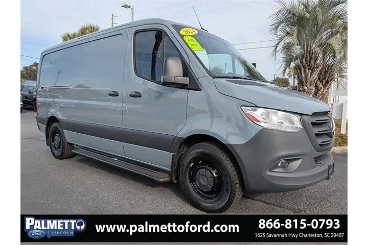 $38995 : Mercedes-Benz Sprinter 2024 image 2