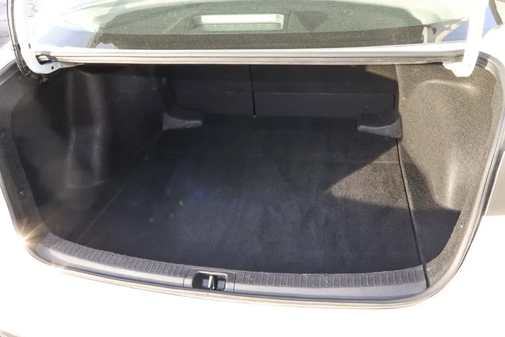 $18488 : 2024 Corolla LE image 9