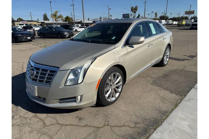 $11999 : 2013 XTS Premium Collection image 2