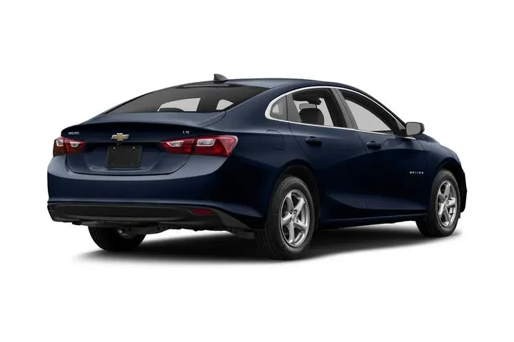 $12361 : Chevrolet Malibu 2017 LS 4dr image 3