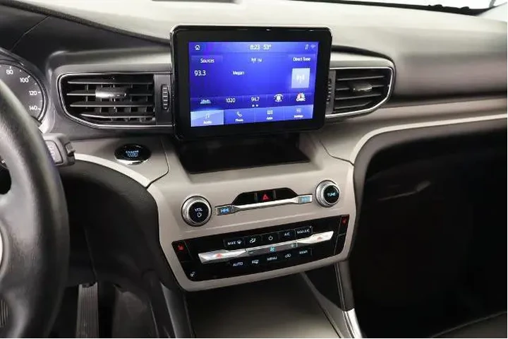 $27527 : Ford Explorer 2023 XLT 4dr S image 5