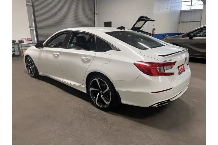 $23886 : Honda Accord 2022 Sport 4dr image 5