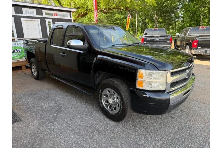 $9999 : 2011 Silverado 1500 Work Truck image 4