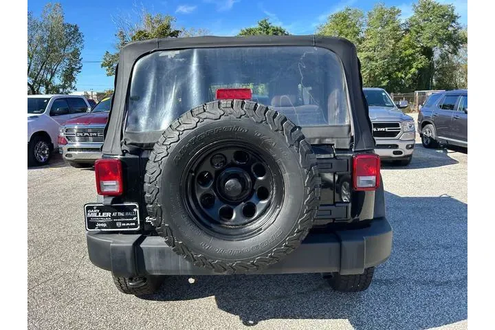 $16800 : Jeep Wrangler 2012 4x4 Sport image 4