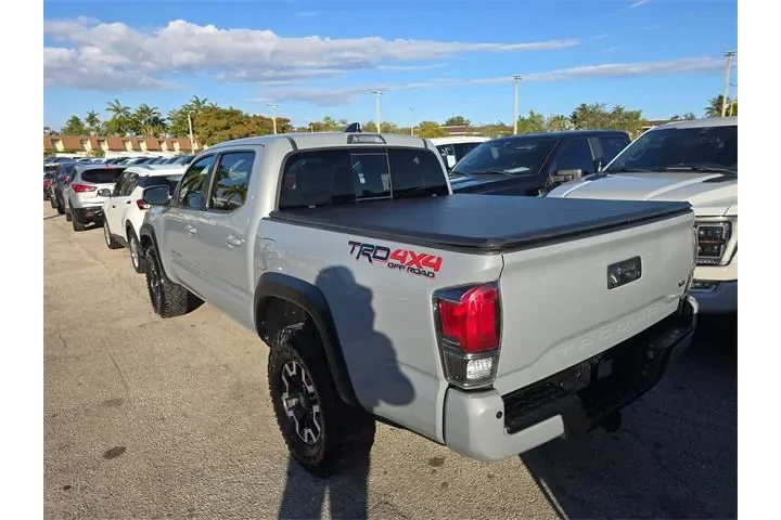 $27990 : Toyota Tacoma 2020 4x4 TRD O image 4