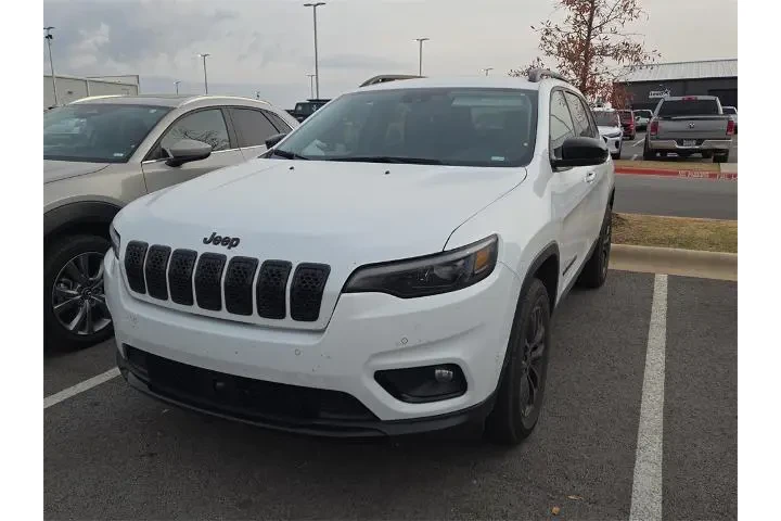 $24000 : Jeep Cherokee 2023 4x4 Altit image 1