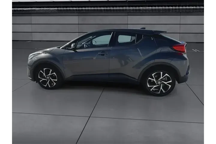 $22788 : Toyota C-HR 2021 XLE 4dr Cro image 5