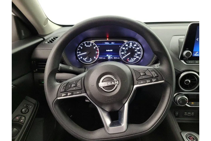 $19998 : Nissan Sentra 2025 SV 4dr Se image 10