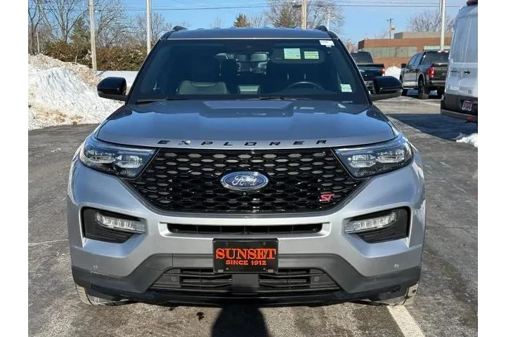 $39995 : Ford Explorer 2022 AWD ST 4d image 10
