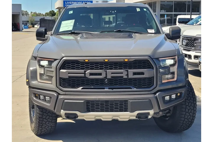$39999 : Ford F-150 2018 4x4 Raptor 4 image 2
