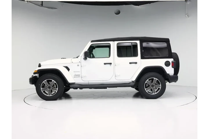 $32998 : Jeep Wrangler 2023 4x4 Sahar image 3