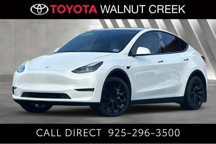 $29900 : Tesla Model Y 2023 AWD Long image 1