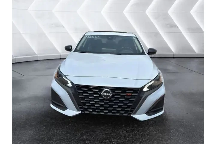 $19995 : Nissan Altima 2023 2.5 SR 4d image 3