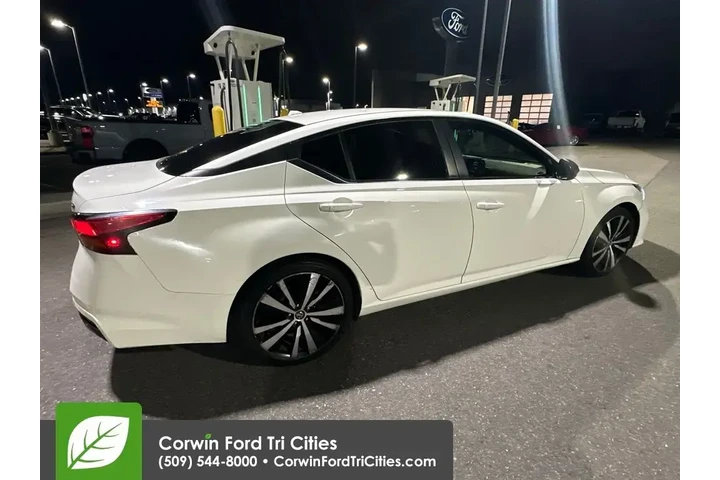 $13989 : Nissan Altima 2019 2.5 SR 4d image 10