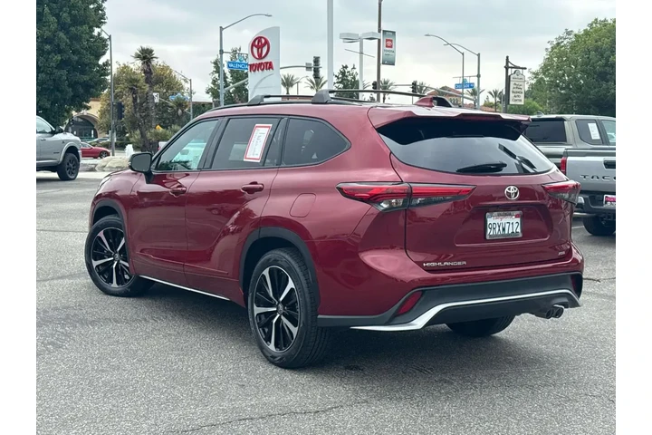 $32257 : Toyota Highlander 2021 XSE 4 image 5