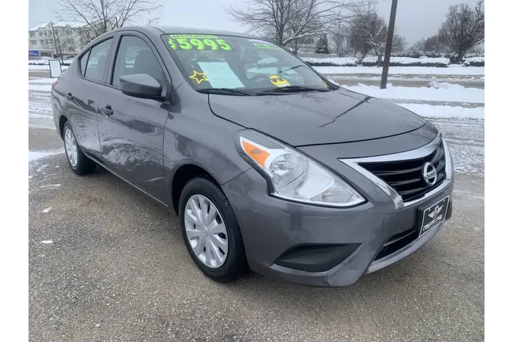 $5995 : 2019 Versa S Plus image 5
