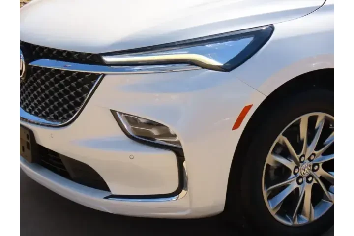 $35945 : Buick Enclave 2023 Avenir 4d image 3