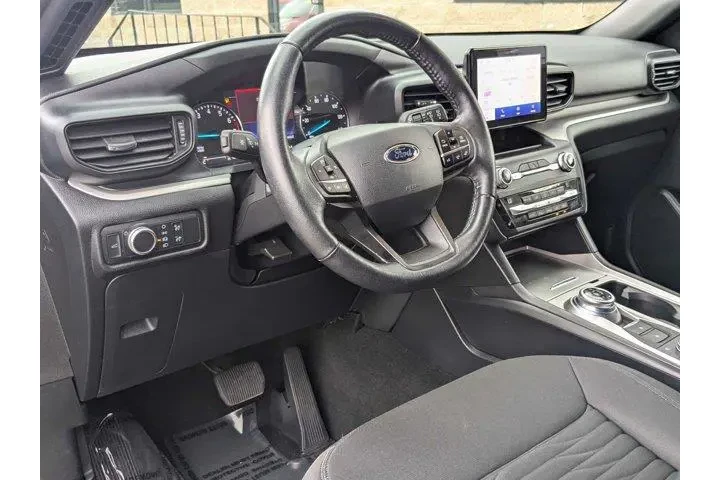 $25700 : Ford Explorer 2020 AWD XLT 4 image 10